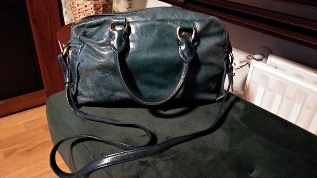 Bolso de mano y bandolera de piel. Bimba y Lola