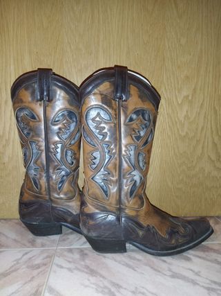 Botas camperas Joe Sánchez de segunda mano por 40 EUR en Alcázar de San  Juan en WALLAPOP