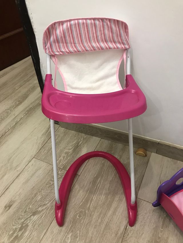 Trona + cuna de brinquedo rosa para meninas