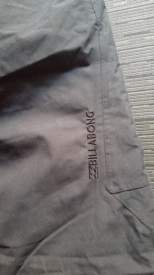 pantalón niño   marca Billabong