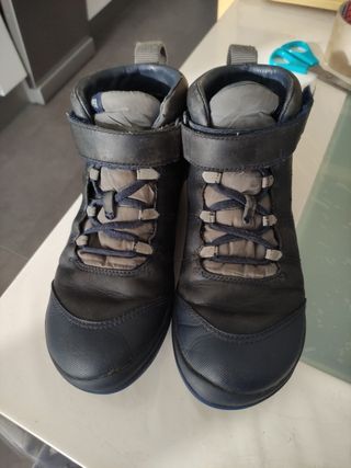 Botas camper goretex número 35 de segunda mano por 12 EUR en Oviedo en  WALLAPOP