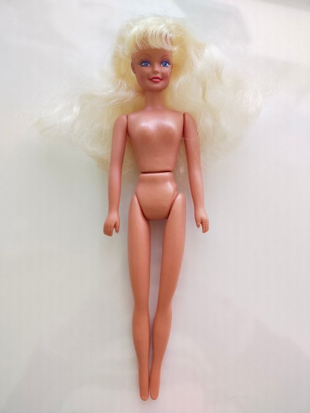 Muñeca tipo Barbie
