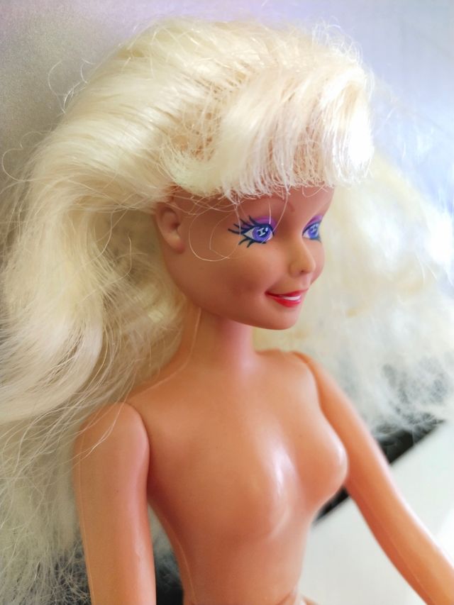 Muñeca tipo Barbie