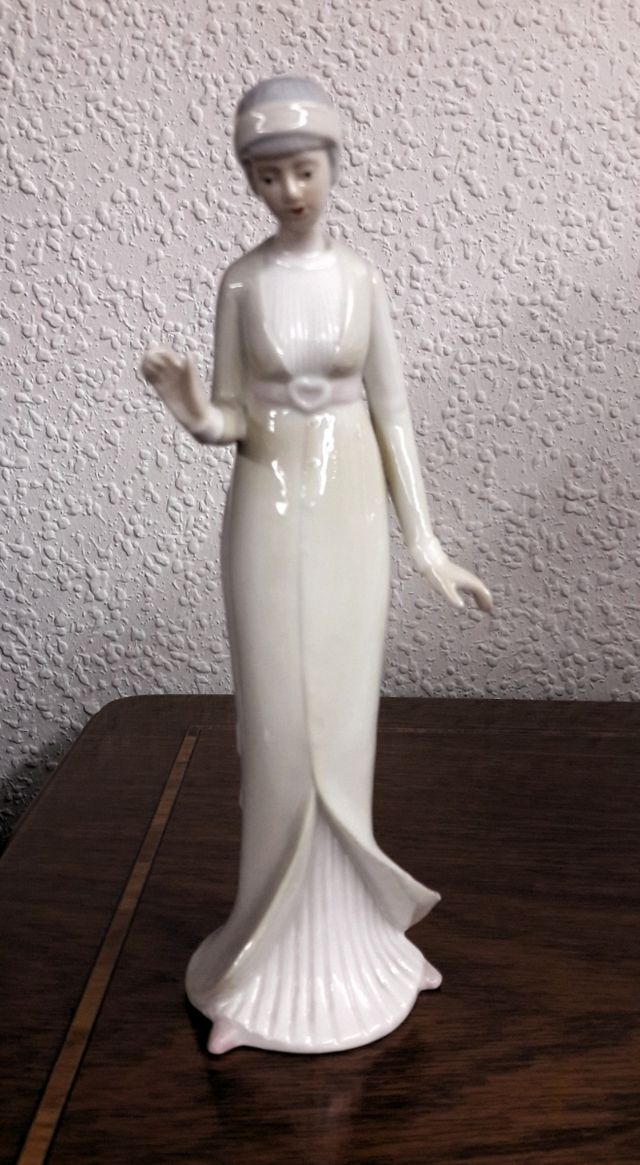Figuras de Porcelana IPL