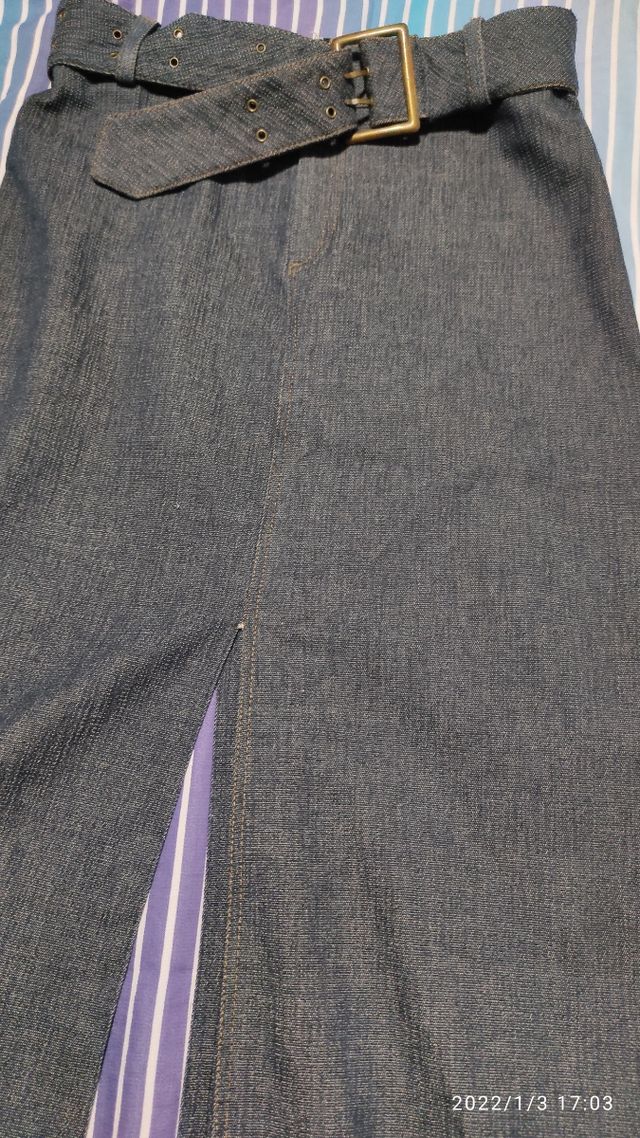 Falda midi elástica entubada t.36-38