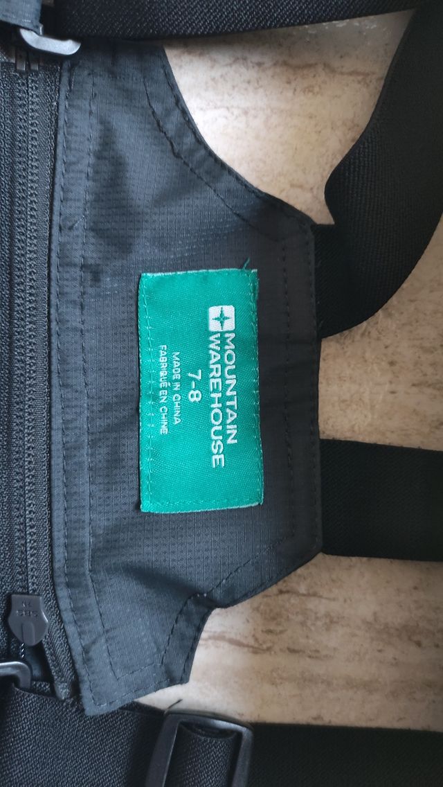 Ropa de esquí infantil