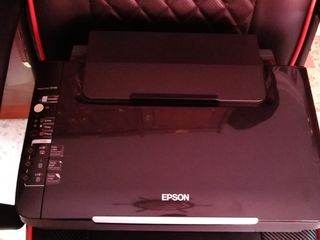 Epson Stylus SX105, Impresora \\/NEGOCIABLE!!\\/ de segunda mano por 100 EUR  en Alcalá de Guadaíra en WALLAPOP