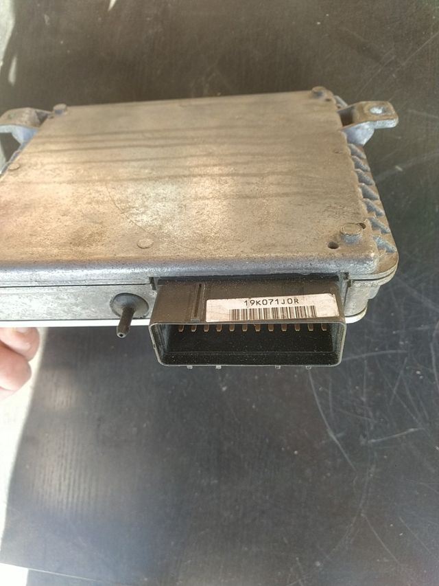 ECU centralita motor Land Rover Freelander 1.8cc