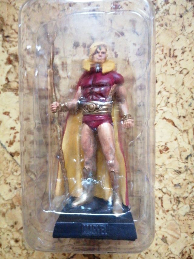 Figura Marvel "Warlock" 