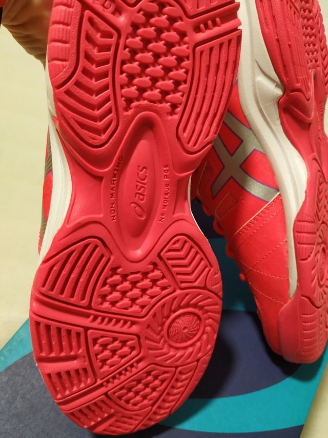 zapatillas pádel nuevas Asics