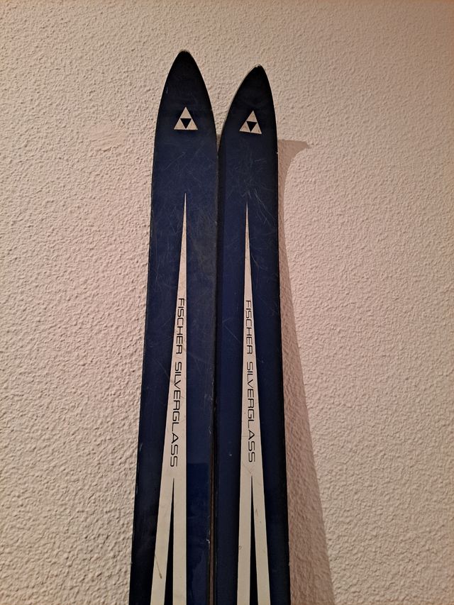 esquíes antiguos vintage