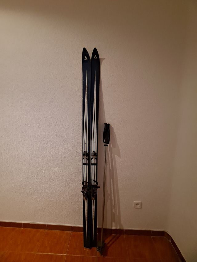 esquíes antiguos vintage