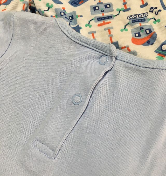 Lote pijama 2 piezas + camiseta Talla 9-12 meses