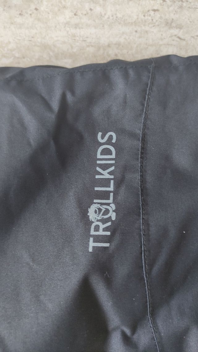 Ropa de esquí infantil