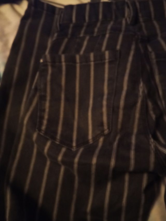 Pantalón rayas Bershka