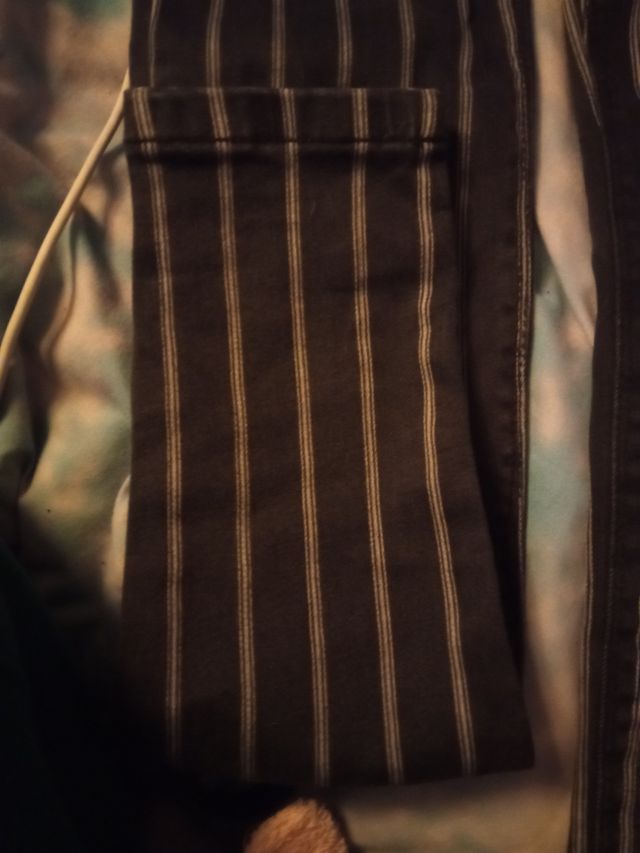 Pantalón rayas Bershka