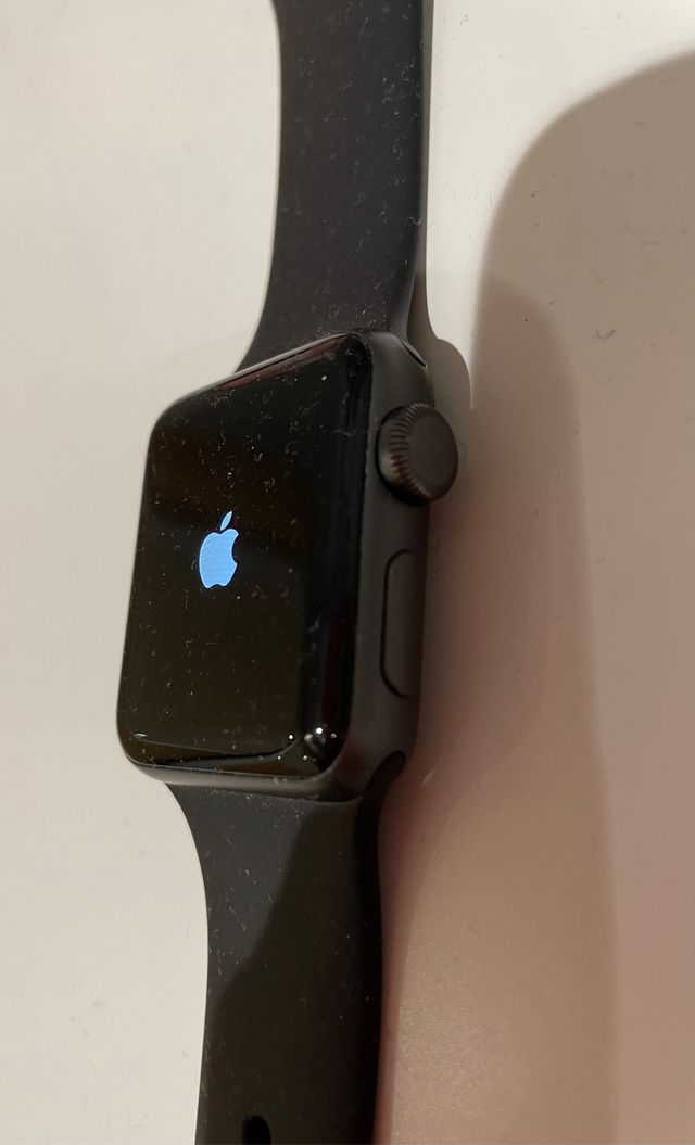 Apple Watch Series 3 92% bateria