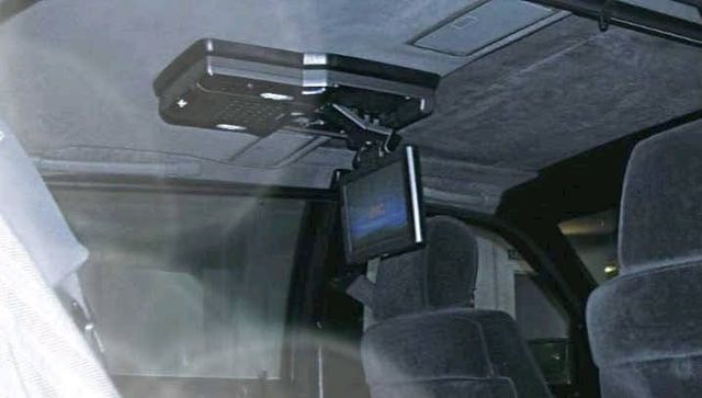 Equipamento multimédia triplo