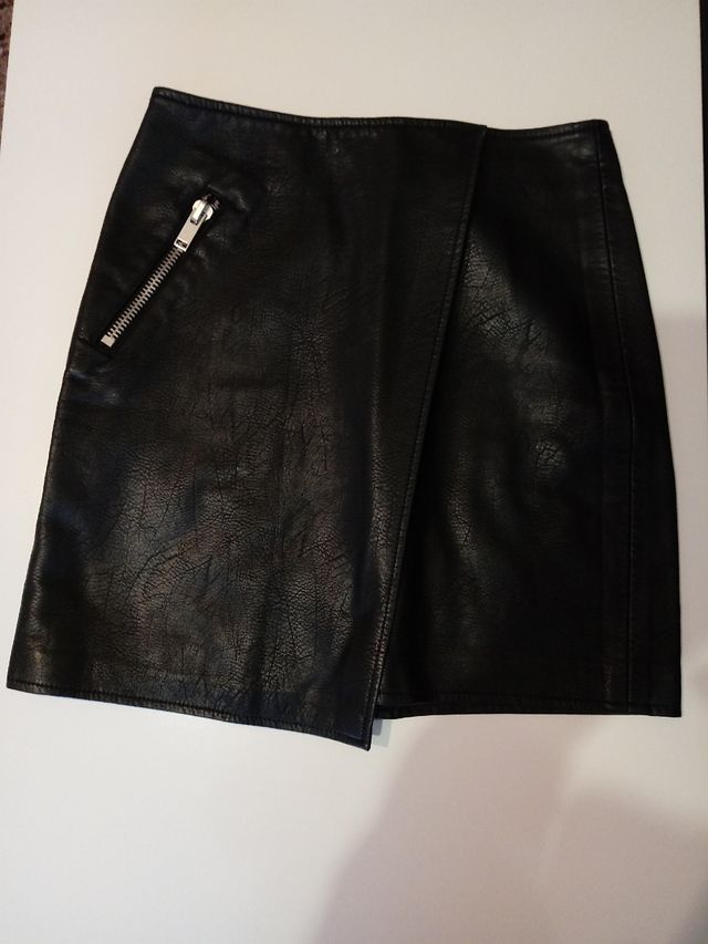 Falda nueva "Stradivarius" 34