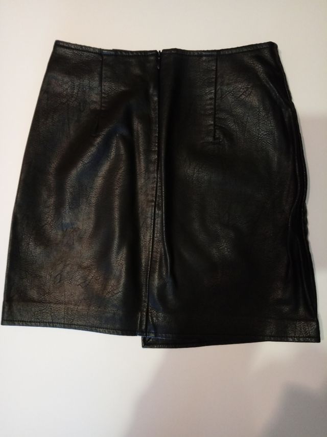 Falda nueva "Stradivarius" 34