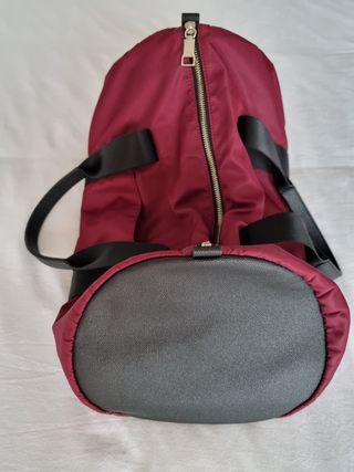 Bolsa deporte Bimba y Lola de segunda mano por 49 EUR en Gijón en WALLAPOP
