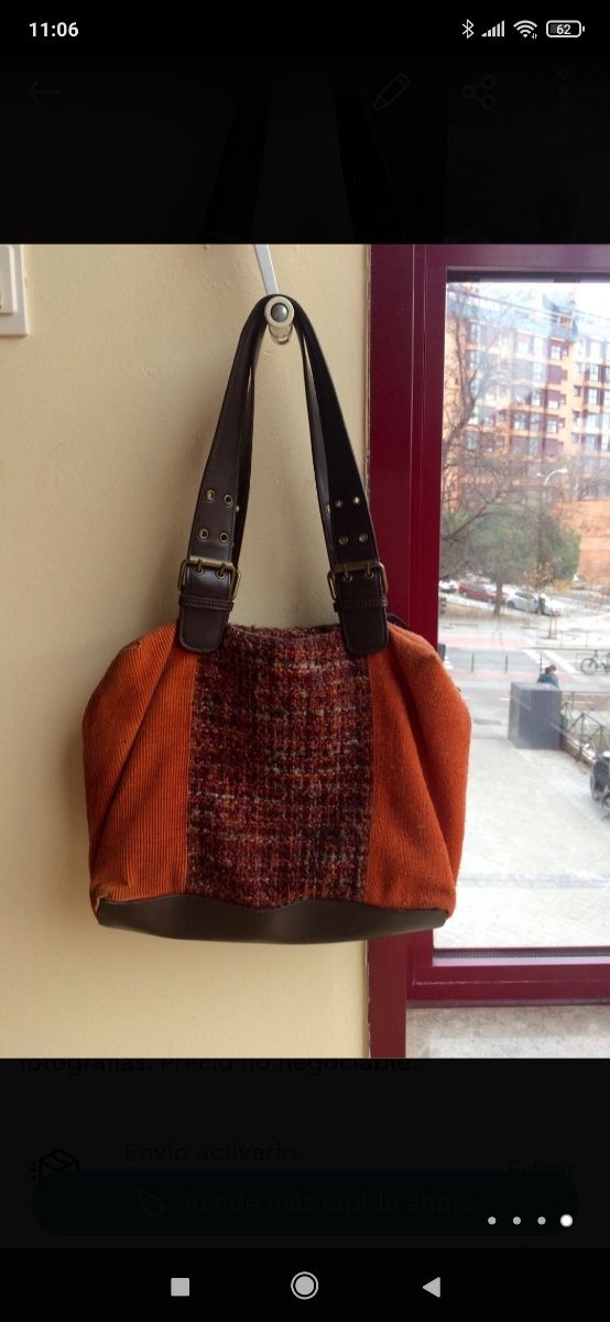 Bolso Naranja de Misako. Tipo Boho.
