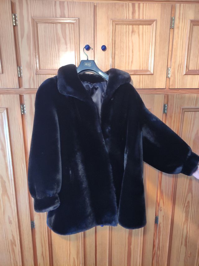 Abrigo de piel MUTON