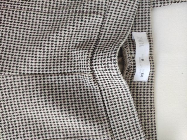 Pantalón ajustado niña Zara, talla 9