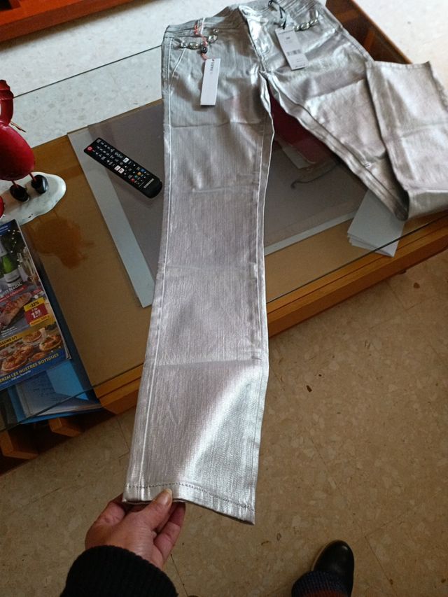 pantalón efecto palta .marca Morgan de Toy