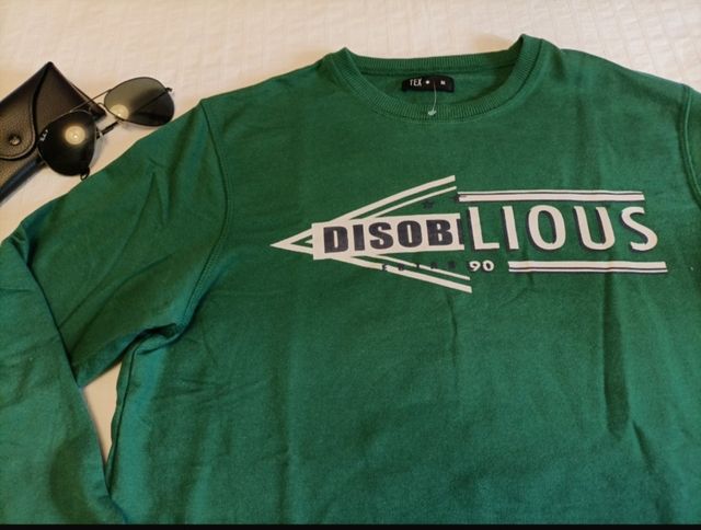 Con etiqueta.Jersey talla M.