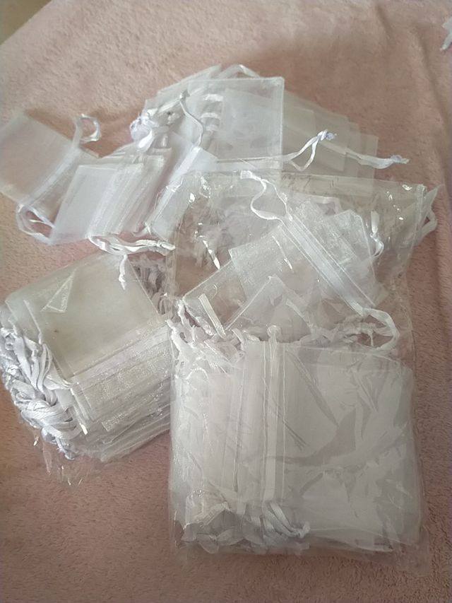 bolsitas de organza blancas