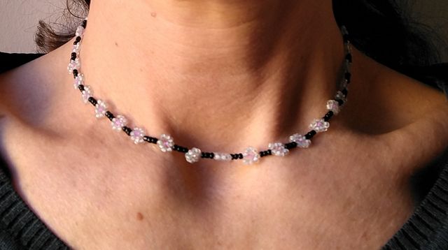 Collar florecitas