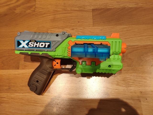 Pistola dardos gomaespuma X-SHOT ZURU