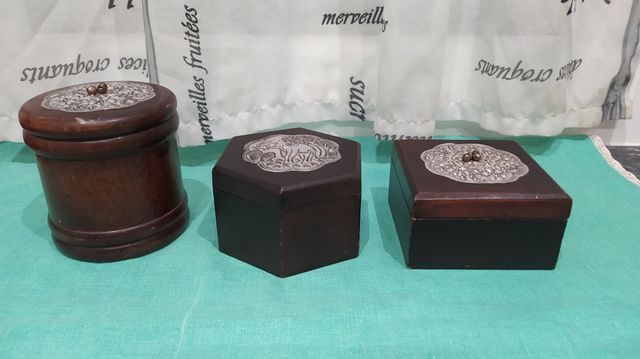 Le scatole di legno di 3 anni non pesano niente