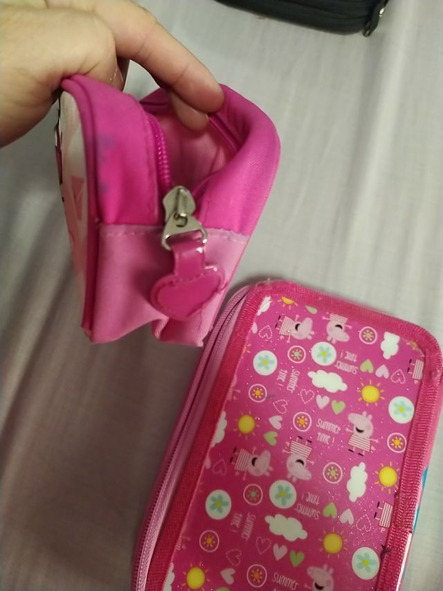 ESTUCHES PEPA PIG Y HELLO KITY