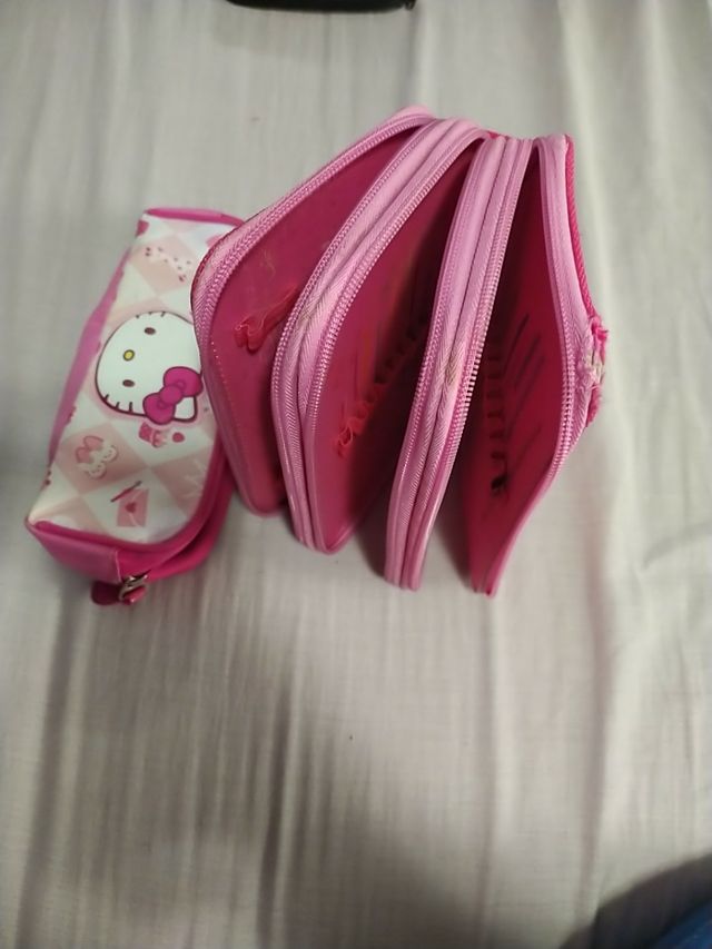 ESTUCHES PEPA PIG Y HELLO KITY