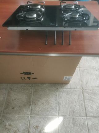 Placa de gas teka con mandos para horno teka de segunda mano por 90 EUR en  Valmojado en WALLAPOP