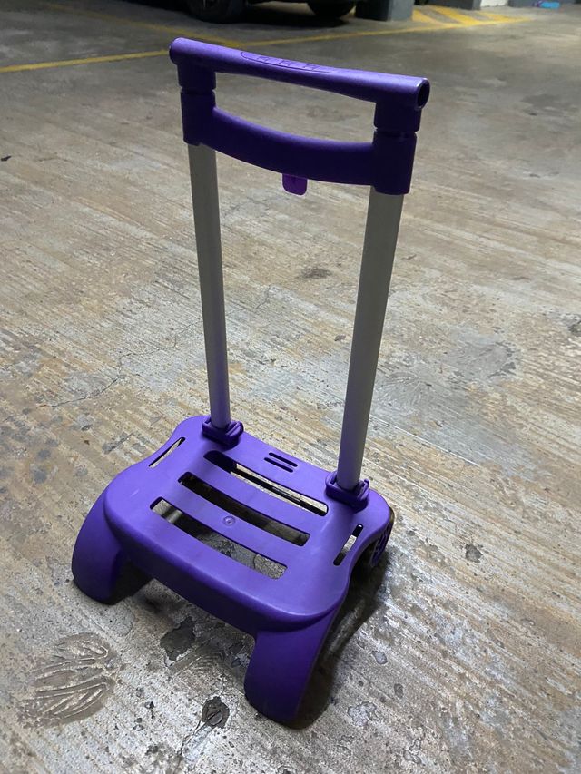 Carrito de mochila morado