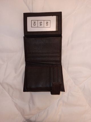 Cartera hombre Misako de segunda mano por 5 EUR en Los Santos de Maimona en  WALLAPOP