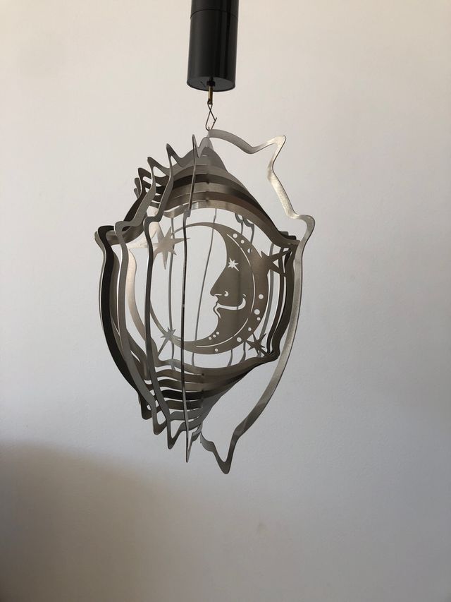 Movil giratorio decorativo sol i luna, a pilas