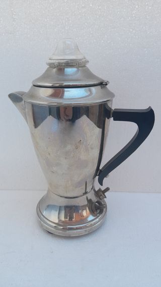 Cafetera Eléctrica Antigua de segunda mano por 32 EUR en Sevilla en WALLAPOP