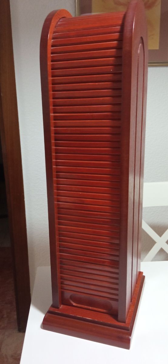 Mueble cd's puerta corredera