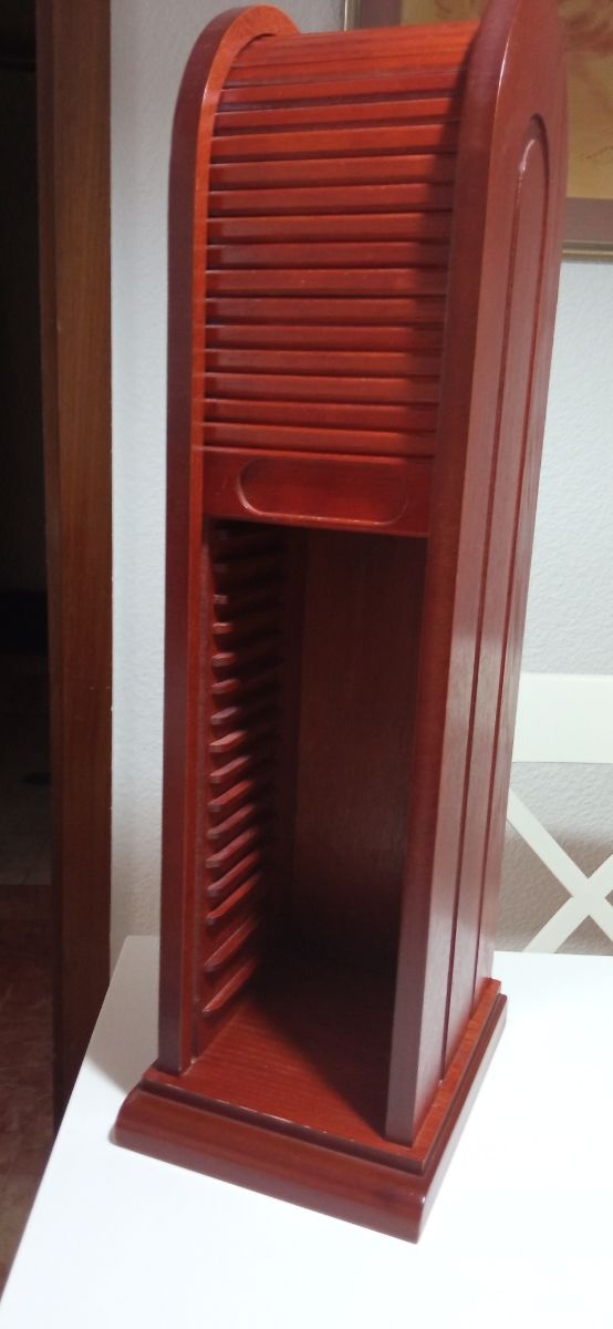Mueble cd's puerta corredera