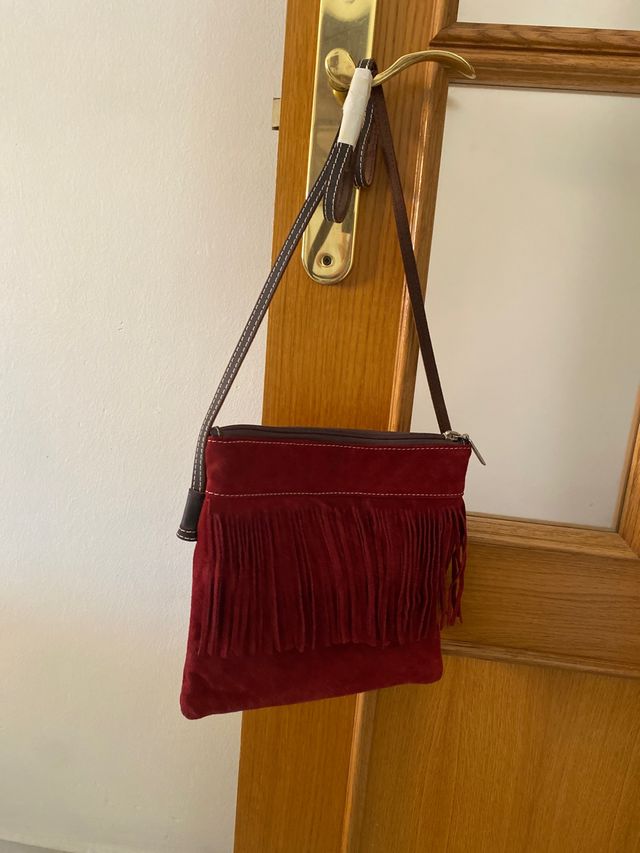 Bolsito piel "ante " a estrenar 