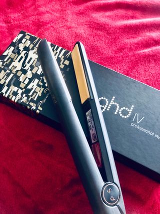 Plancha GHD de segunda mano por 60 EUR en El Prat de Llobregat en WALLAPOP