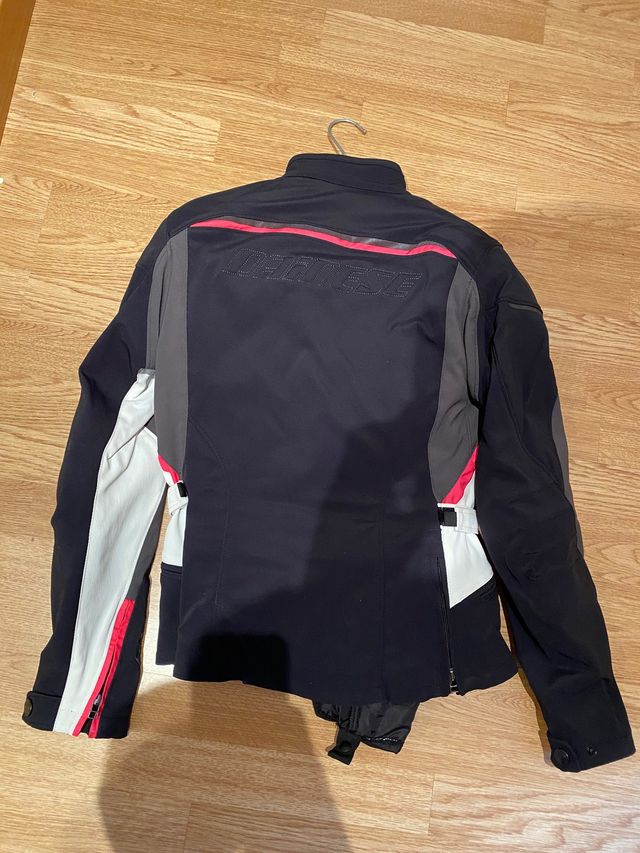Chaqueta dainese mujer NUEVA