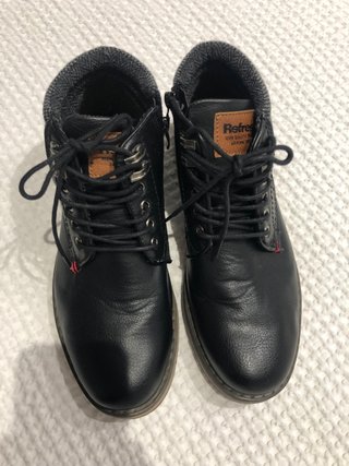 Botines estilo motero para niña Mustang Alaska en negro — ZAMORAshop