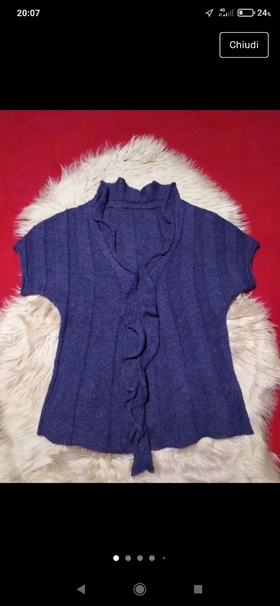 Maglione a maniche corte viola scuro con volant