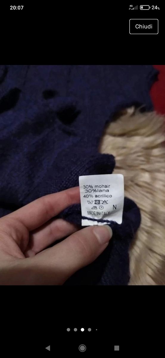 Maglione a maniche corte viola scuro con volant