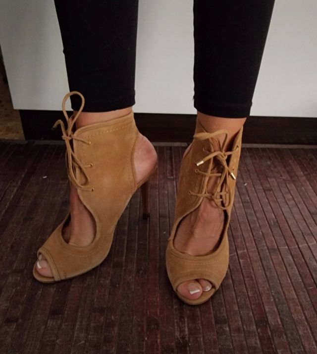 zapatos de piel  tacon carolina herrera 38 marrón